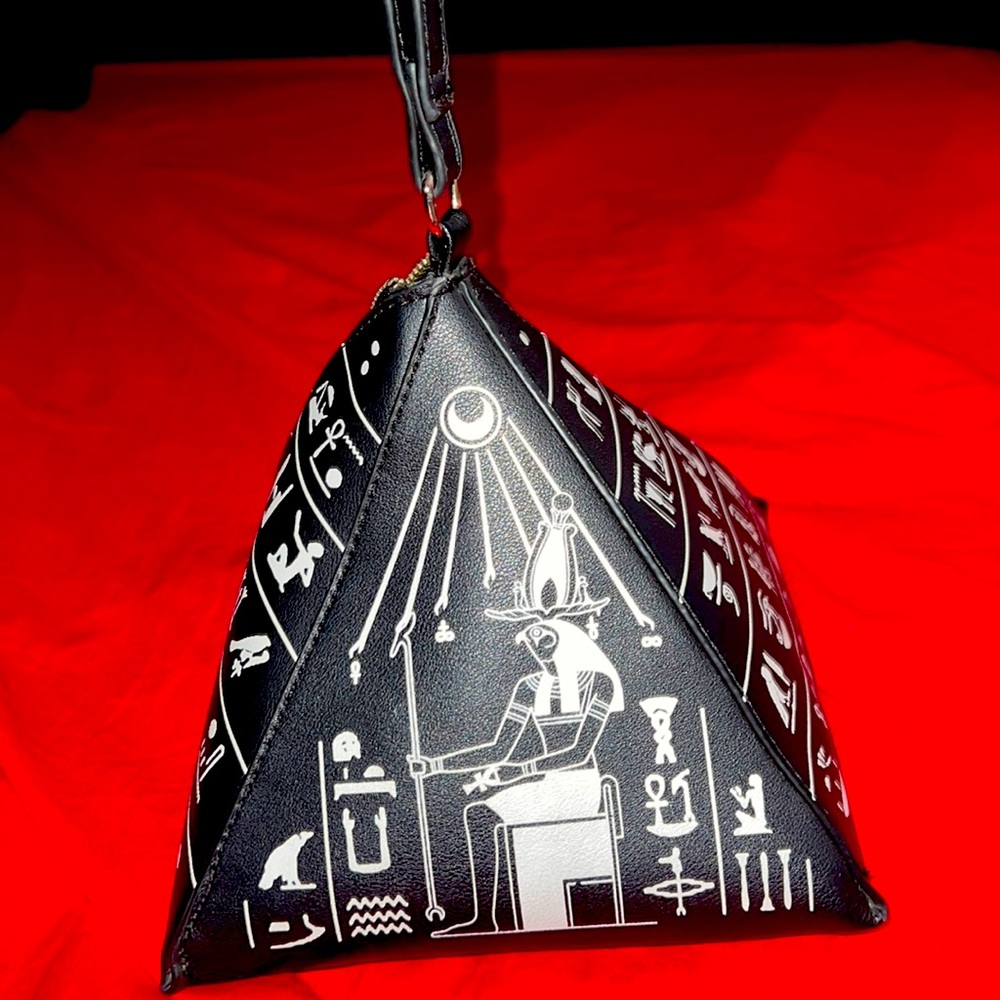 Killstar Egyptian Pyramid Purse
